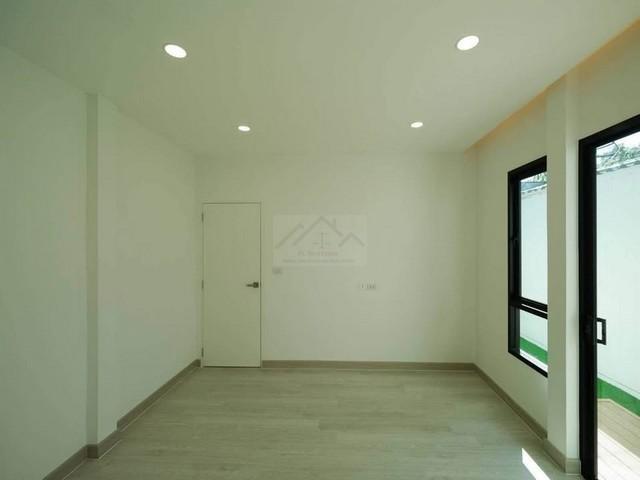PB5469 ขายบ้านเดี่ยว เนื้อที่ 50 ตรว. ซอยอ่อนนุช 70-1 หมู่บ้านเสรี-อ่อนนุช บ้านสวยพร้อมอยู่บ้านรีโนเวทใหม่ทั้งหลัง  9