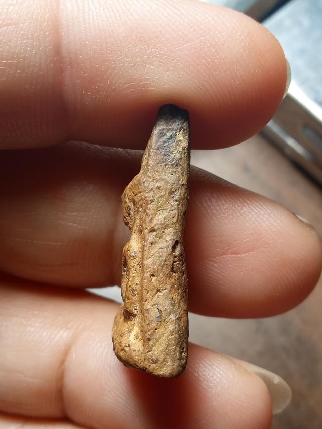 พระนางพญาพิมพ์เทวดาแบ่งปัน