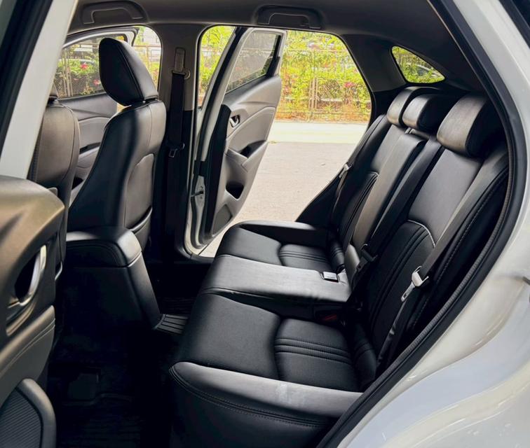 Mazda CX-3 2.0 Base Plus ปี 2022 รูปที่ 10