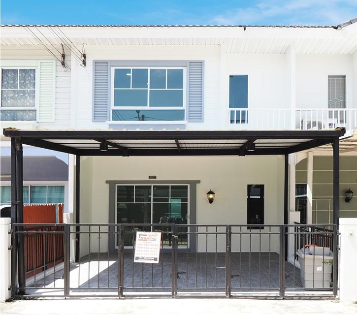 ขายราคาพิเศษ ทาวน์เฮ้าส์ 2 ชั้น ม.โมดิวิลล่า 18.8 ตร.ว. 4นอน 2น้ำ โครงการบ้านหรู ทำเลดี ต้นโครงการ ฟังชั่นดีเยี่ยม พร้อมเฟอร์ พื้นที่กว้าง รีโนเวทใหม่ 1