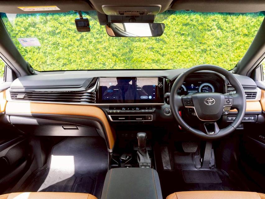 Toyota Camry 2.5hev premium ปี25 รูปที่ 13