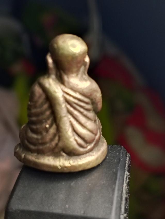 หลวงพ่อเงิน แท้หรือไม่แท้เชิญชมครับ 4