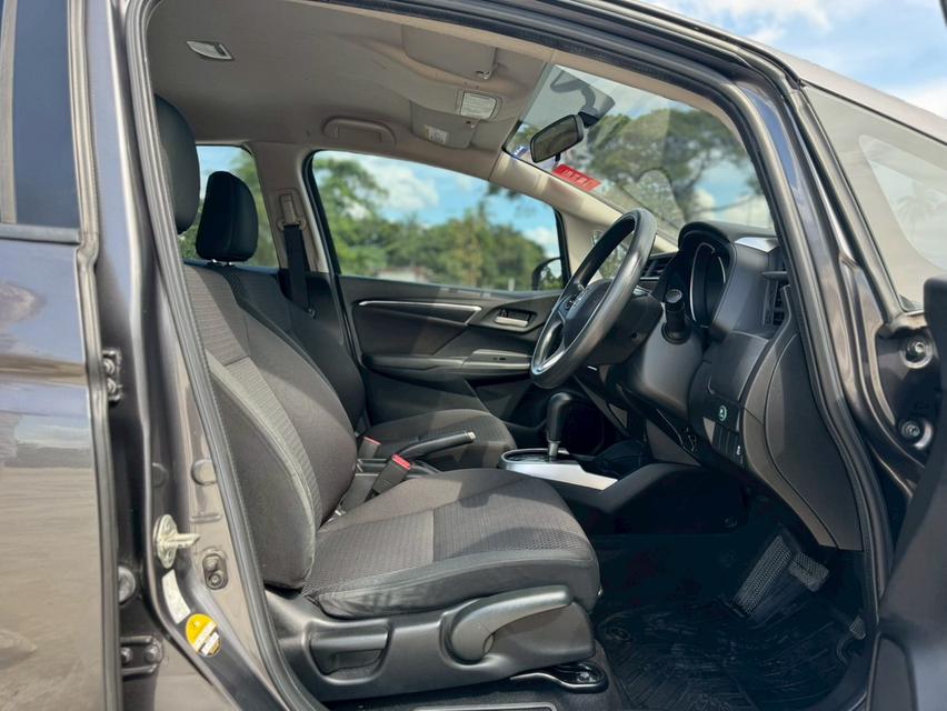 HONDA  JAZZ GK 1.5 V PLUS (MNC) Y2017 18