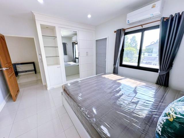 รามคำแหง160-166 RIS Inter Sch.2.1กม. รถไฟฟ้ามีนพัฒนา 2.8 กม. ให้เช่าคฤหาสน์ ลาดกระบัง 90ตร.วา 4นอน 4น้ำ สนามบินสุวรรณภูม 8