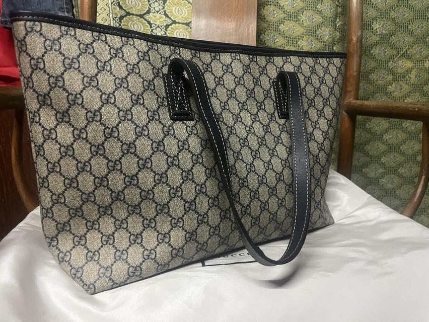 Gucci Tote Handbag GM in beige/dark brown supreme coated canvas with silver tone hardware, marked: 211137-492174, measures: 9.75 x 14.5 x 4.25" (25 x 2