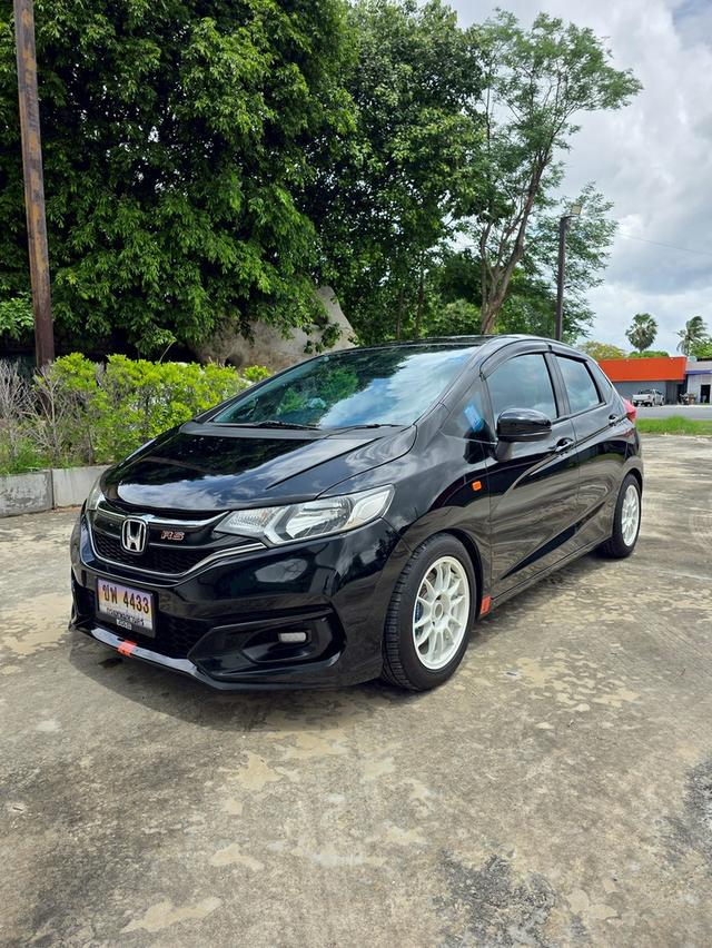 Honda Jazz Gk AT V+ ปี 2018 สีดำ ไมล์ 70,000 กม.