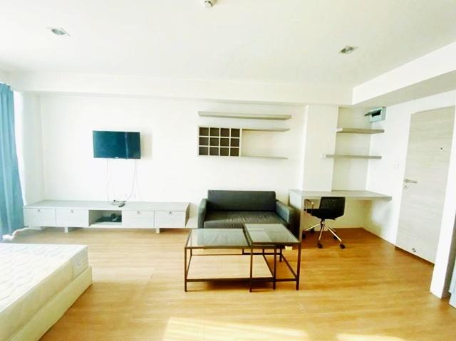 ม.รังสิต 2กม. 42ตร.ม. ห้องขนาดใหญ่ ให้เช่าคอนโด เดอะ จีโอ การ์ดิน หลักหก 1นอน 1น้ำ โรบินสัน ศรีสมาน 2.3กม. 3