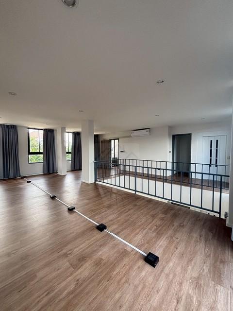 ให้เช่าโฮมออฟฟิศ 4 ชั้น 476 ตร.ม. BRITTON ลาดพร้าว 41 พร้อมลิฟท์ 5 นาทีถึง MRT สถานีภาวนา 4