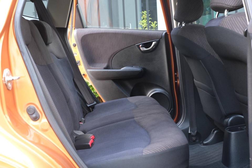 ขาย HONDA NEW JAZZ 1.5 SV. (TOP) AT 2011  ผู้หญิงใช้ 9