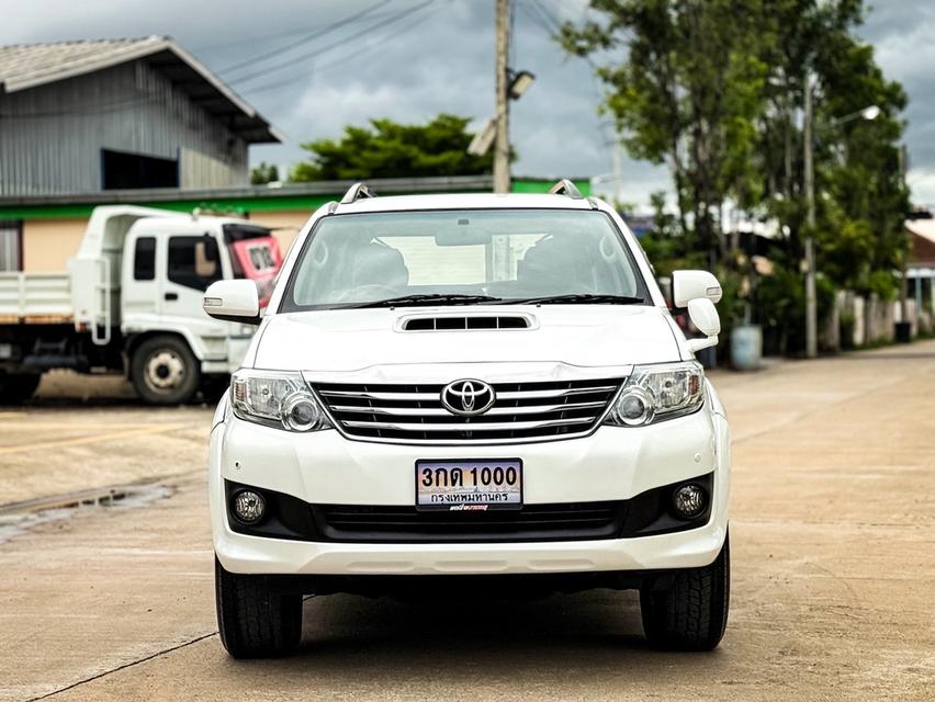 Toyota Fortuner 3.0V ปี12