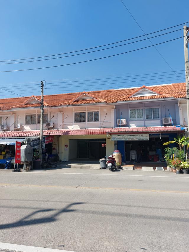 ให้เช่าราคาถูกทาวน์โฮม 2 ชั้น 3 ห้องนอน , 2 ห้องน้ำ , 1 โถงลึก , 1 ลานซักล้างมีหลังคา, จอดรถหน้าบ้านได้ 1 คัน หมู่บ้านพนาลี 1 ซอยเทียนทะเล 32 1