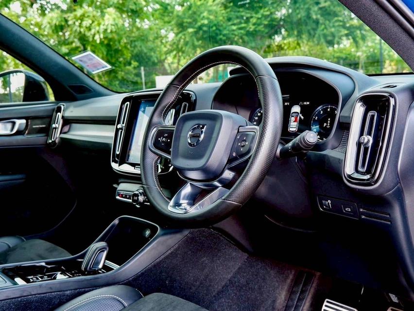 รหัสรถ PR9886 Volvo XC40 T5 AWD R-Design รุ่น Top Fulloption เจ้าของเดียวออกห้าง Volvo Thailand ปี 2019 19