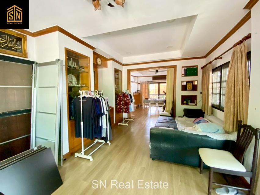 ขายบ้านเดี่ยว ฟลอร่าวิลล์ พาร์ค ซิตี้ 90 ตร.ว. ถ.สุวินทวงศ์ ถูกสุดในหมู่บ้าน 5