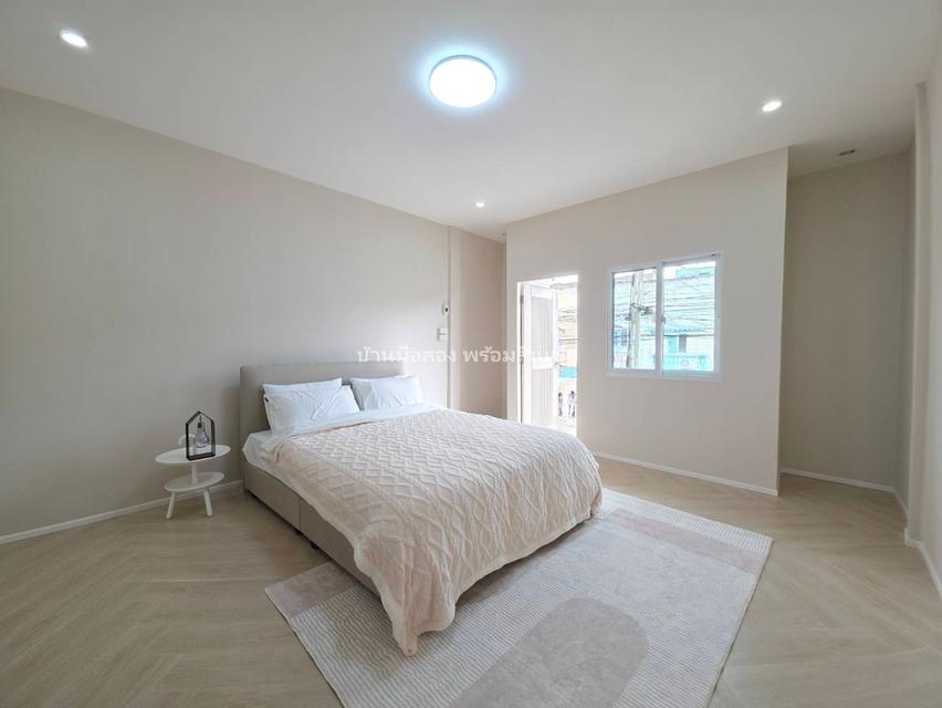 หมู่บ้านปรีชา 10 ถนนรามคำแหง 17