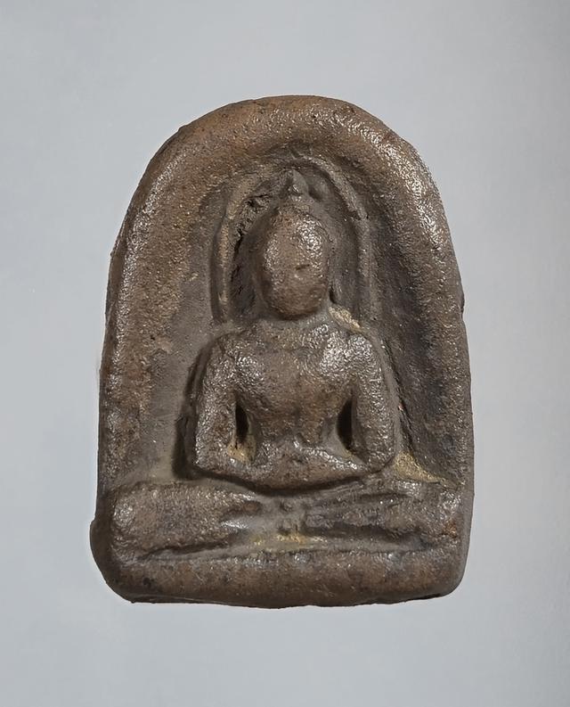 พระซุ้มกอกำแพงเพชร พิมพ์ใหญ่ไม่มีกนก (รหัส001)