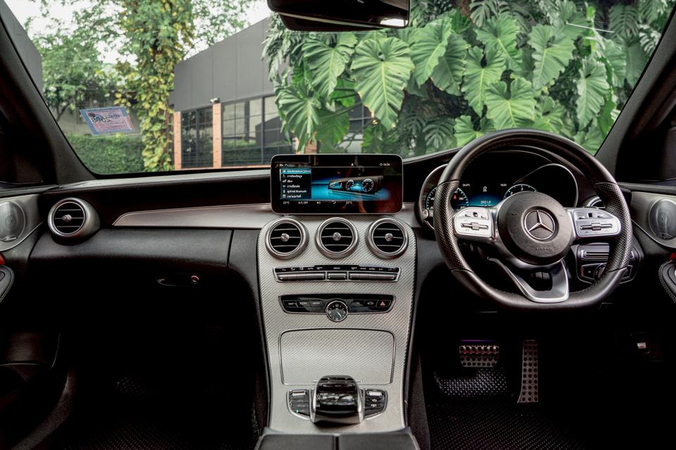 Mercedes-Benz C220d AMG  Dynamic ปี 2019 [𝑵𝑬𝑾] 𝐂𝟐𝟐𝟎𝐝 สีดำเบาะแดงเข้าแล้วค่ะ! งานดีจัดแบบ 10 เต็ม 10 ❤️‍🔥 3