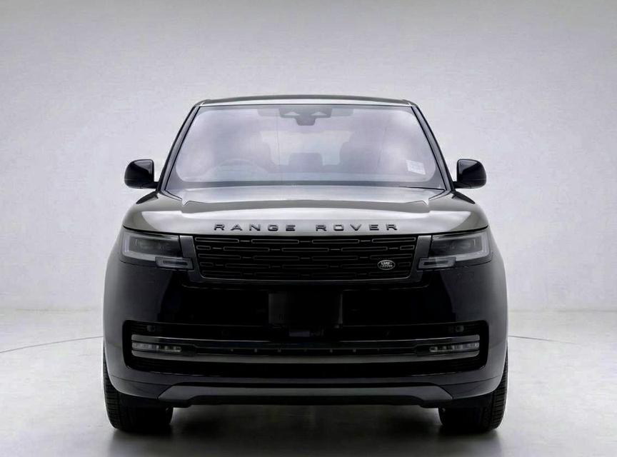 Range Rover P460e PHEV LWB