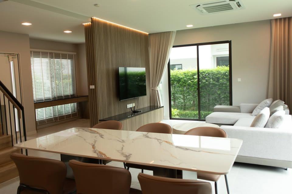 U1502 ให้เช่าบ้านเดี่ยว 2 ชั้น หมู่บ้านมัณฑนา บางนา กม. 15 MANTANA Bangna km.15 บ้านพร้อมเฟอร์ ทำเลดีเดินทางสะดวกเข้าออกได้หลายทาง 3