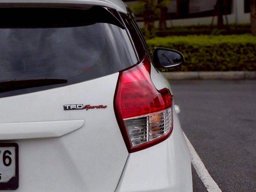 รหัสรถ QT5976 Toyota Yaris 1.2 TRD เกียร์ออโต้ สีขาว ปี 2015 8
