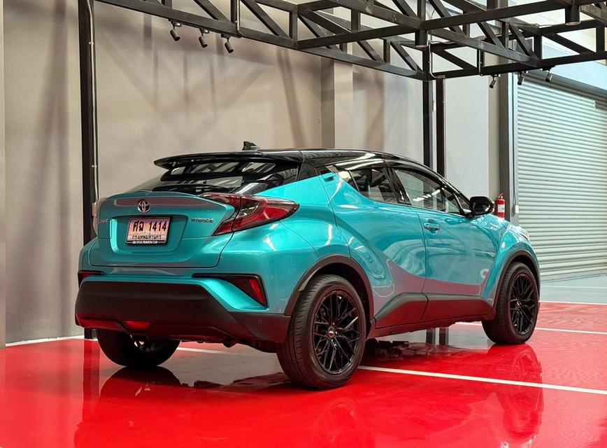 2019 TOYOTA CHR HV HI รถมือเดียวออกป้ายแดง รถวิ่งน้อย เข้าศูนย์ตามระยะ รถไม่เคยมีอุบัติเหตุครับ