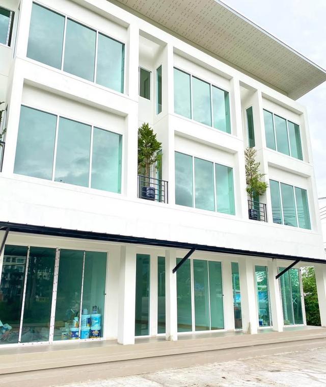 🏢 ให้เช่าสำนักงาน/Office 3 ชั้น ทำเลแม่เหียะ-หางดง ใกล้ตลาดแม่เหียะเพียง 2.3 กม. 3-Storey Office Space for Rent 1