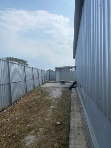 เช่ามีโกดังว่างให้เช่า หนองแขม เพชรเกษม สาย3 ตกแต่งใหม่ ทำโรงงานเสียงดังได้ กรุงเทพ 8