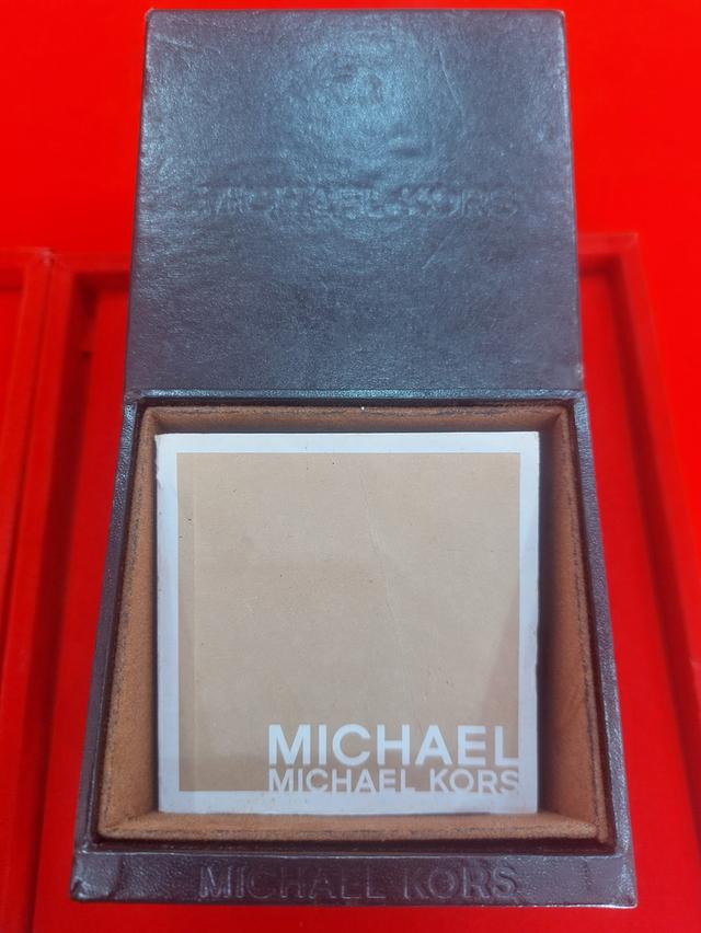 Michael Kors รุ่น Runway Chronograph รูปที่ 4