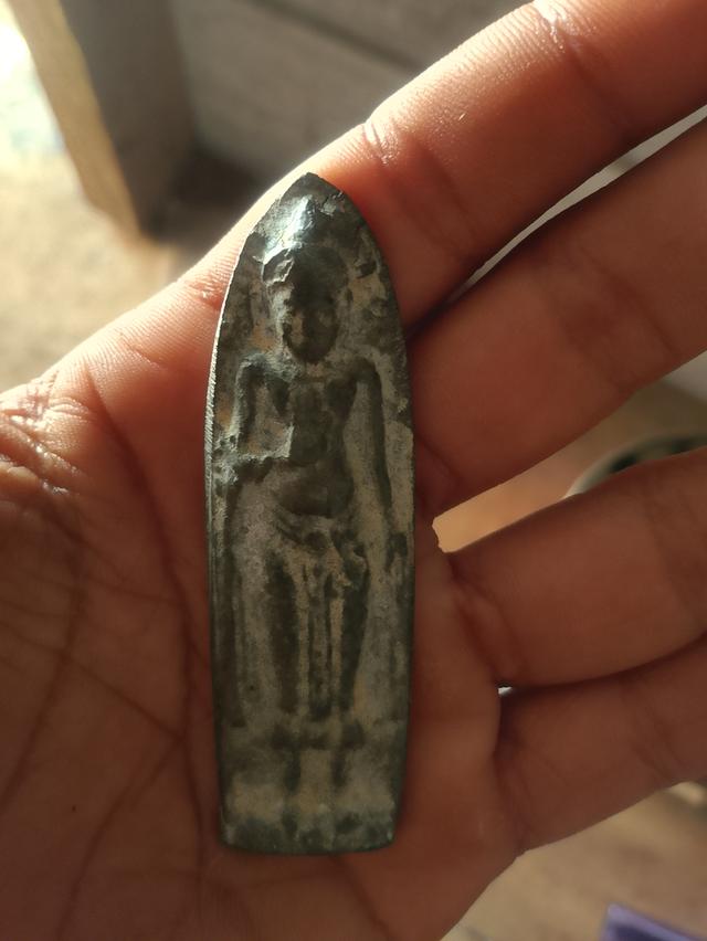 พระร่วงรางปืนเนื้อโลหะสภาพสวย