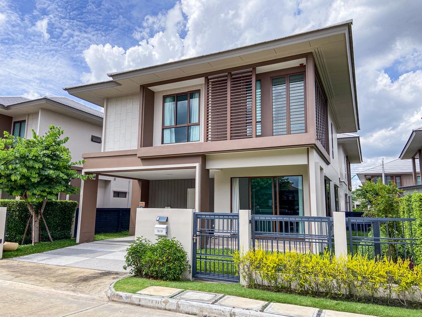 ขายบ้านเดี่ยวราคาดีที่สุด ขนาด 196 ตร.ม. 4 นอน 4 น้ำ เจ้าของลดด่วน 1.6 ล้าน! เหลือเพียง 17.9 ล้านบาท! 20