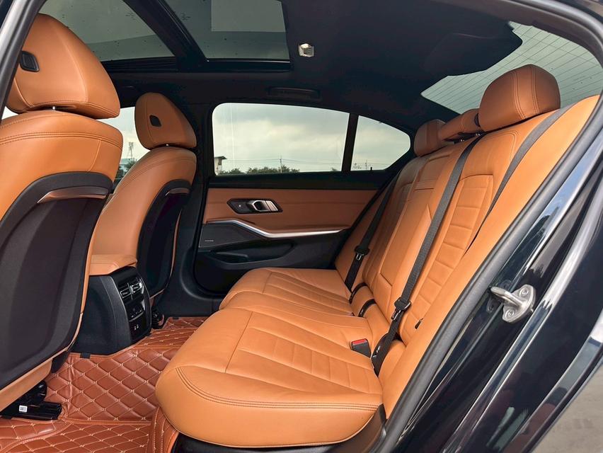BMW 330li M Sport G28 LCI 2023 รถศูนย์ BMW Thailand 15
