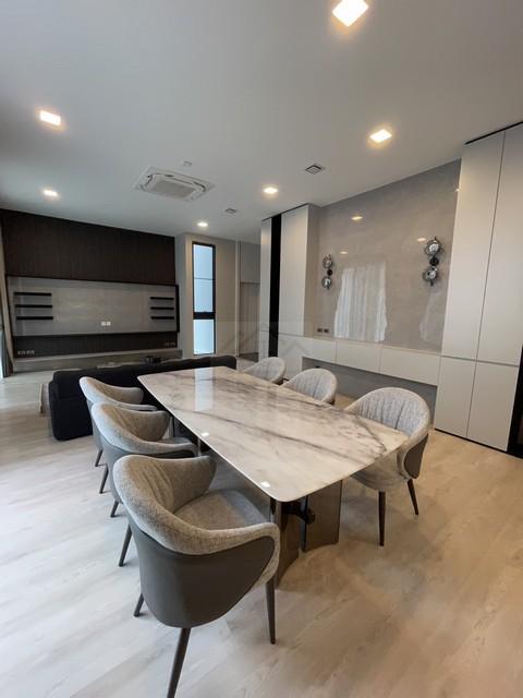 ให้เช่าบ้านเดี่ยว 3 ชั้น 421 ตรม. 4 ห้องนอน โครงการบ้าน Vive2 กรุงเทพกรีฑา (หลังโรงเรียน Wellington) มีลิฟท์ ตกแต่งพร้อม 4