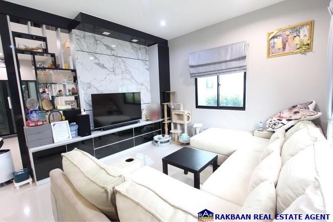 ขายบ้าน พฤกษาดีไลท์ รัตนาธิเบศร์-ท่าอิฐ หลังมุม 57.2 ตร.ม. 3 นอน 3 น้ำ แถมแอร์ 4 เครื่อง บิวท์อินทั้งหลัง พร้อมอยู่ 9