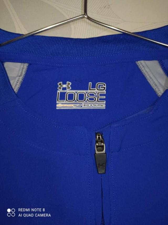 เสื้อ กีฬา แบรนด์ดัง Under Armour สภาพเหมือนใหม่ รูปที่ 6
