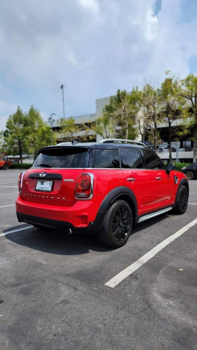 Mini Countryman สีแดง 7