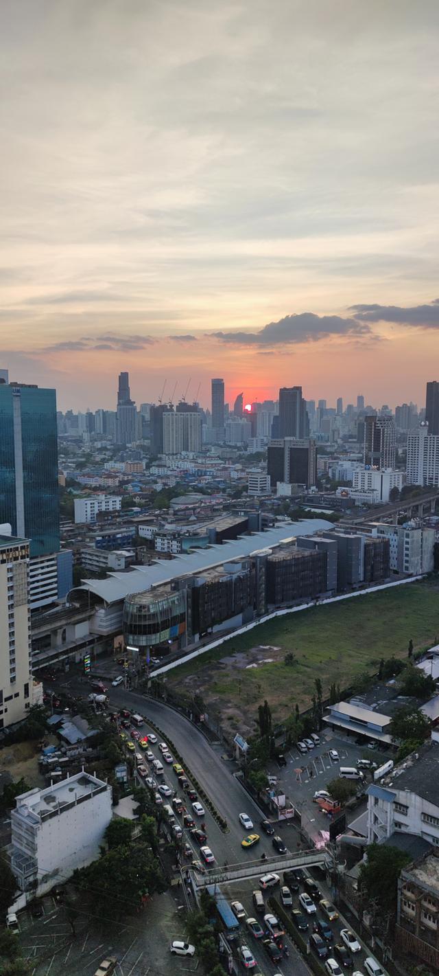 คอนโด ใกล้ทองหล่อเอกมัย 1