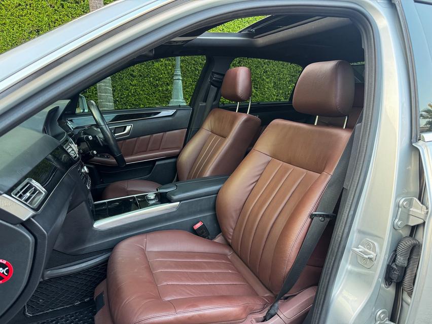 รหัสรถ AVA6485 📌🆕 Benz E300 AMG W212 ตัว Top ปี 14 limited edition! Facelift ออฟชั่นเต็ม หลังคาแก้ว เจ้าของเดียว รูปที่ 11