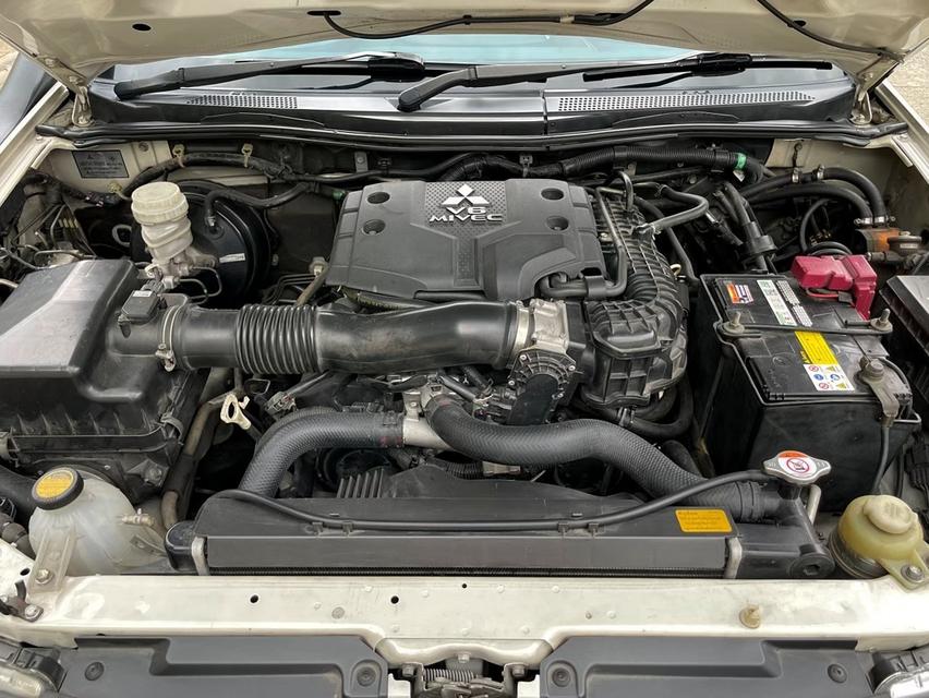 MITSUBISHI PAJERO SPORT 3.0 V6 GT  ปี 2012  11