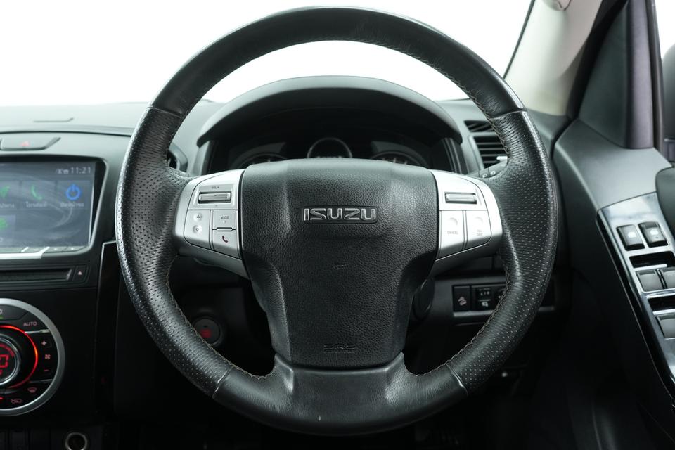 2020 ISUZU MU-X 3.0 THE ONYX 2WD SUV สีดำ เลขไมล์ 85236 กม. 8