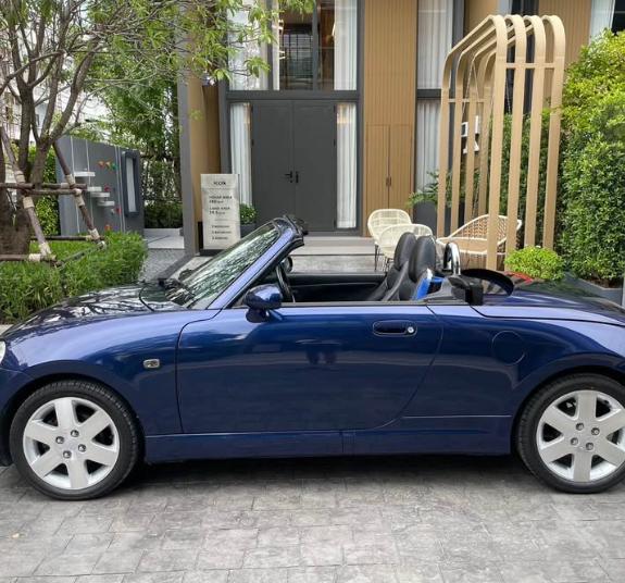 2011 Daihatsu Copen 3