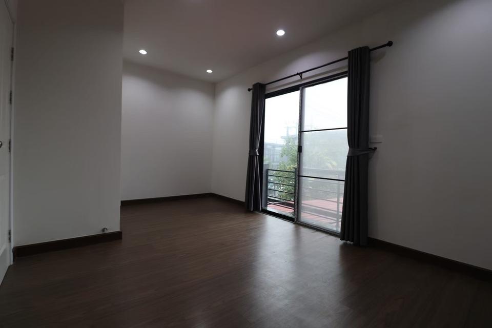 โครงการเนเชอร่า เทรนด์ รัตนาธิเศร์–ราชพฤกษ์ 📍 โครงการ เนเชอร่า เทรนด์ รัตนาธิเศร์–ราชพฤกษ์ จ.นนทบุรี 🏠 ทาวน์โฮม 2 ชั้น หลังมุม 📐 ที่ดิน 30 ตารางวา 6