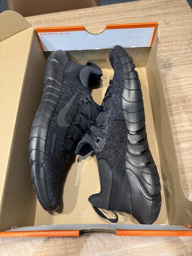 รองเท้า nike free rn 5.0 black รูปที่ 6