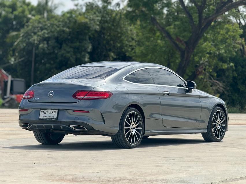 Mercedes Benz C250 AMG Coupe ปี 2018. ไมล์ 89,xxx km 3