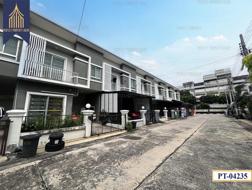 ขายด่วน ทาวน์เฮ้าส์ นิรันดร์วิลล์ 12 วัดศรีวารีน้อย สุวรรณภูมิ บางพลี ราคาถูก 2