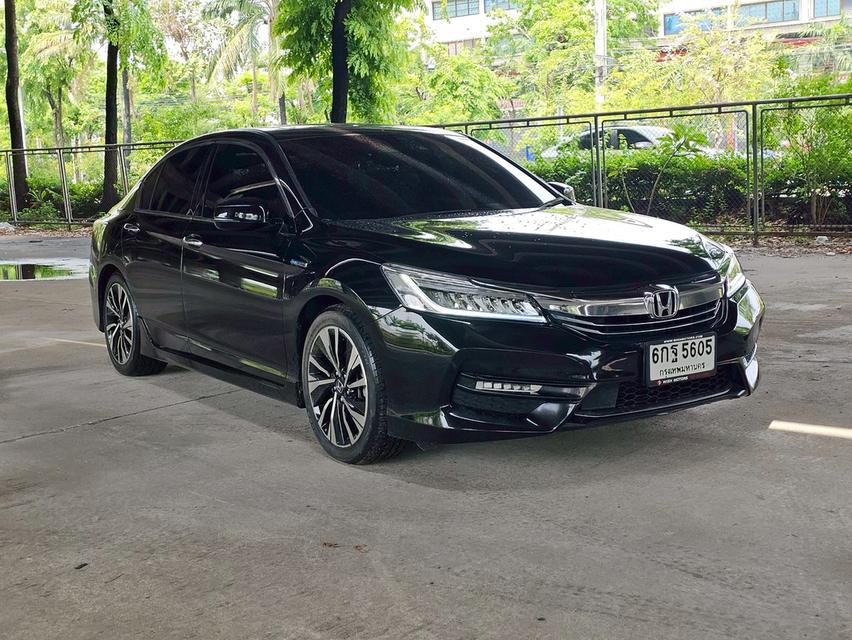 Honda Accord 2.0 Hybrid Tech Sunroof
