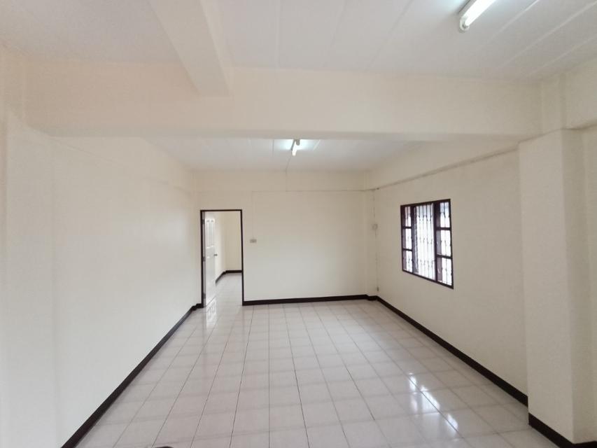 ขายอาคารพาณิชย์ 3ชั้นครึ่ง  ริมถนนเอกชัย 109 ถนนเมน ทำเลค้าขาย เขตบางบอน จังหวัดกรุงเทพมหานคร 10