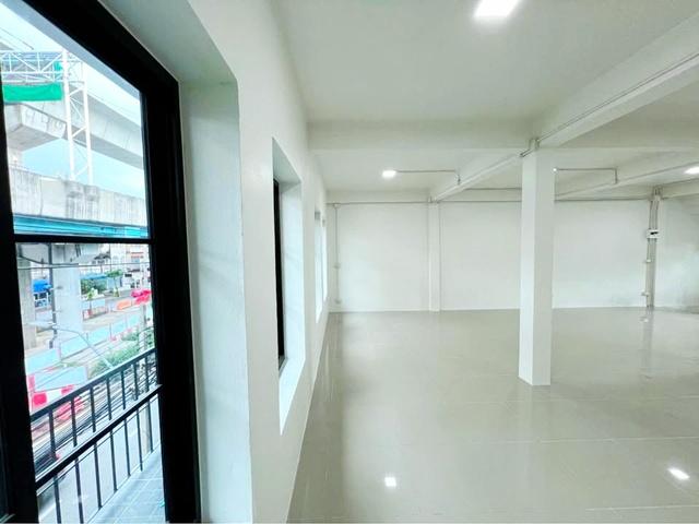 ตลาดอินดี้ 900 ม. ให้เช่าอาคารพาณิชย์ 3 ชั้น 2 คูหา ใหม่ทั้งหลัง ตีทะลุ 445ตร.ม. ถ.สุขสวัสดิ์ ราษฎร์บูรณะ 2