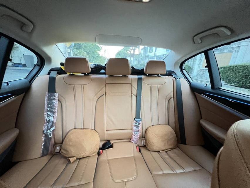 ขายรถบ้าน เจ้าของขายเอง Bmw series5 530e elite lci 2022✅ ออกศูนย์ Millennium Auto  มือเดียว ✅ วิ่ง 62,000 km รับประกันเลขไมล์แท้ ✅ เครื่องเบนซิน - ไฮบ รูปที่ 3