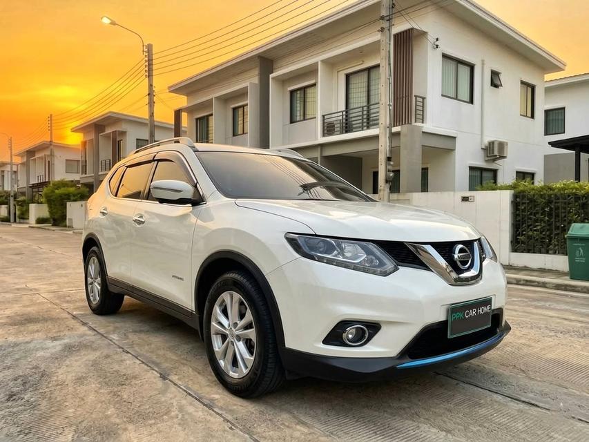NISSAN X-TRAIL HYBRID TOP ขับ 4 เกือบ 2016