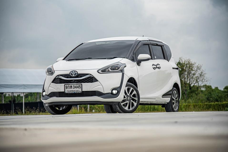Toyota SIENTA V 1.5 AT 2020ไมล์ 100,000 km. !!! ราคา 439,000  บาท
