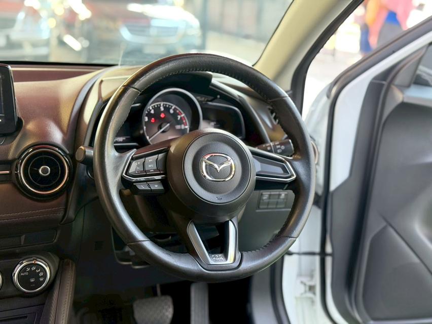 MAZDA MAZDA2 1.3 Sports High Plus ปี2017รถบ้านแท้ ออพชั่นจัดเต็ม 13